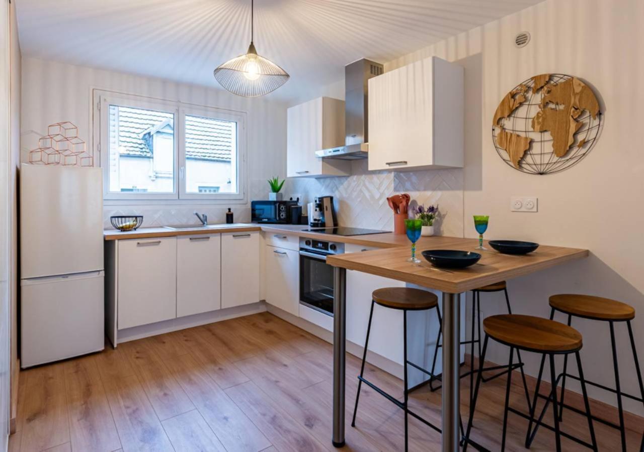 Ferienwohnung Le Carrousel Avec Parking Prive Dijon Exterior foto